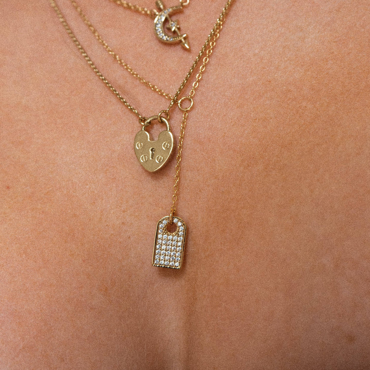 Hannah Name Necklace